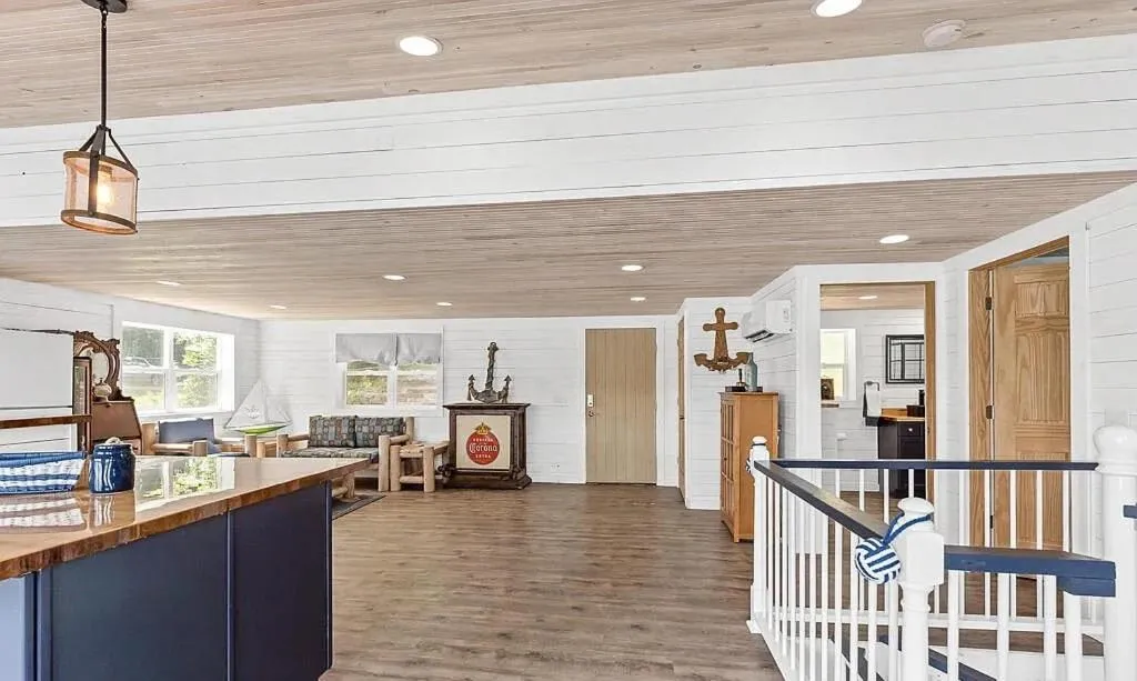 Crystal Lake Cottage – Photo 4