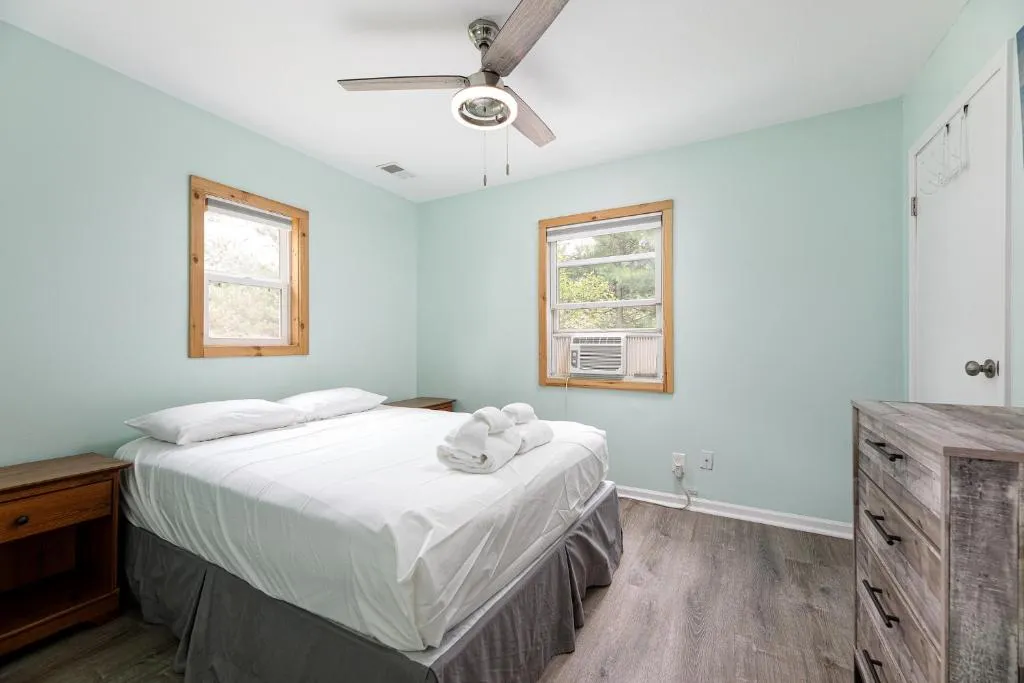 Rennie Lake Hideaway Cottage – Photo 2