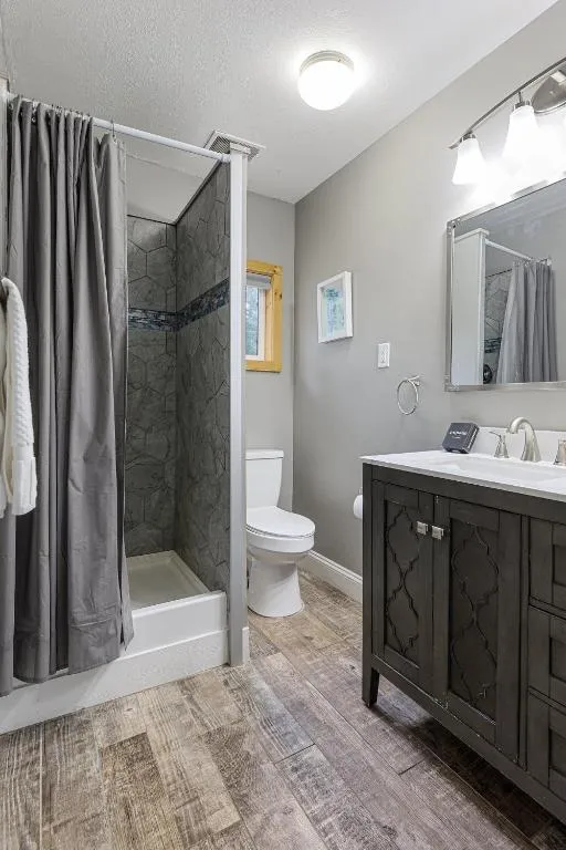 Rennie Lake Hideaway Cottage – Photo 3