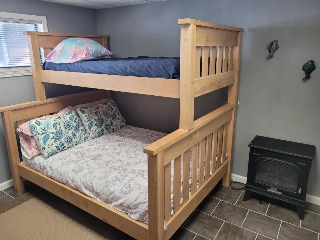 Loon Lodge - Lakefront with Private Dock! – Photo 2