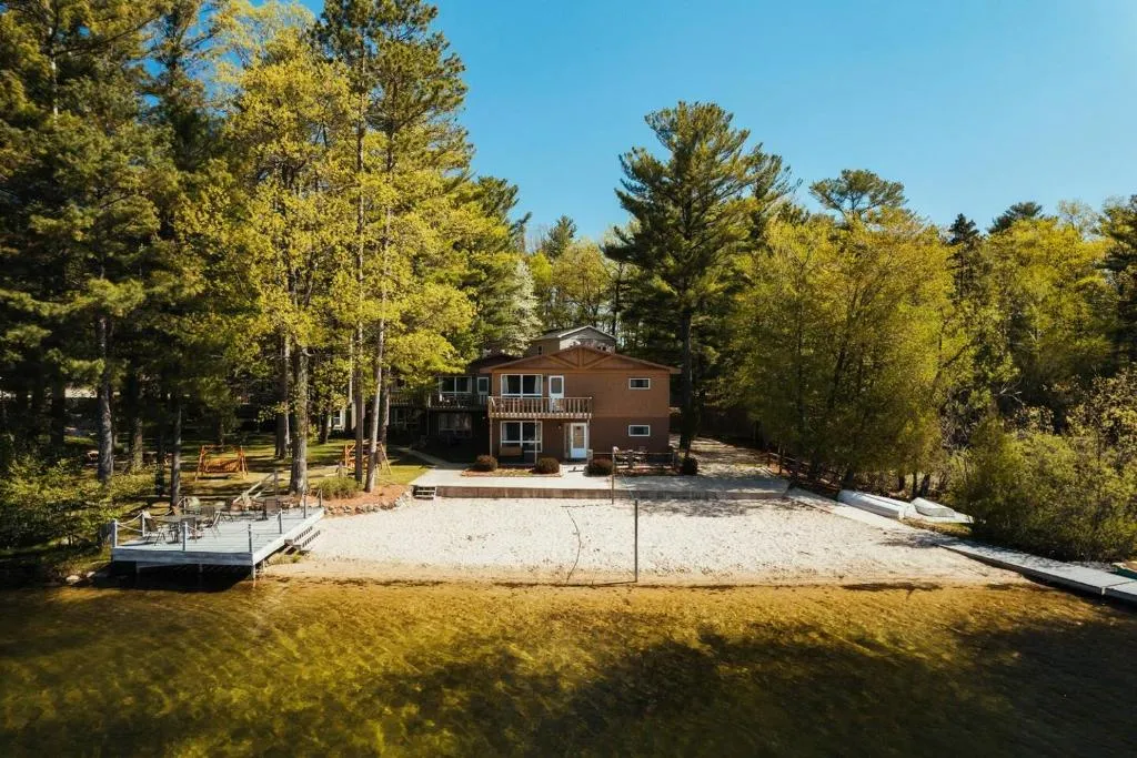Fishing-Spider Lake-Pontoon Rental-Family Friendly