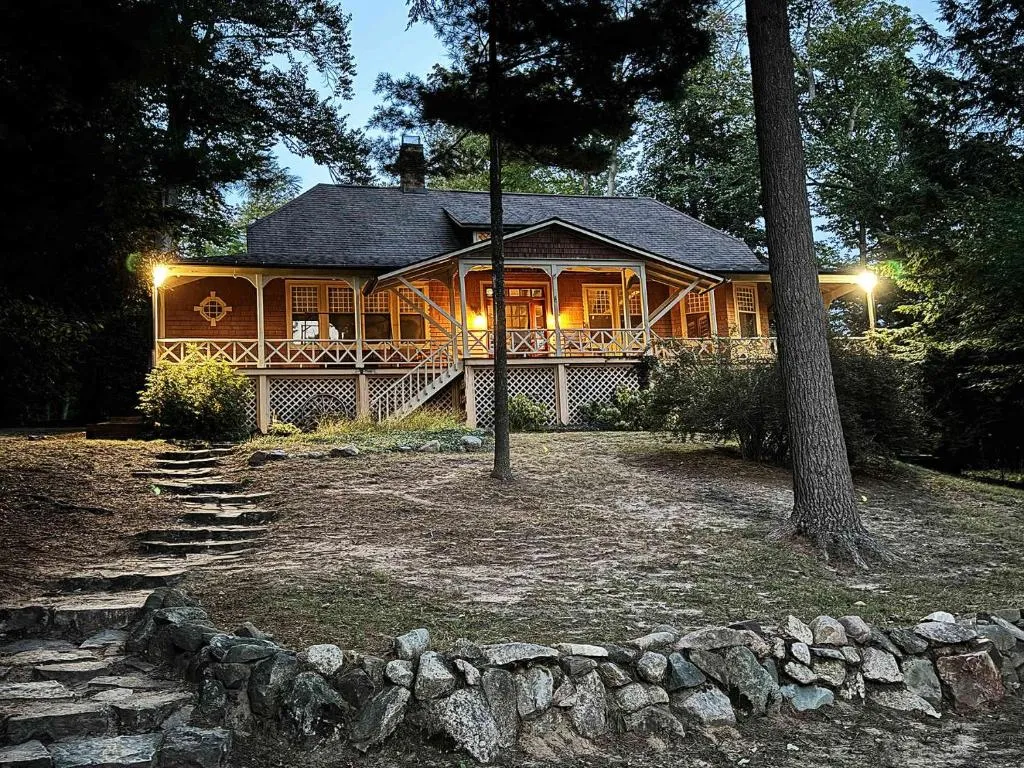 NEW Forest Lodge Serenity on Long Lake - Dogs Welcome