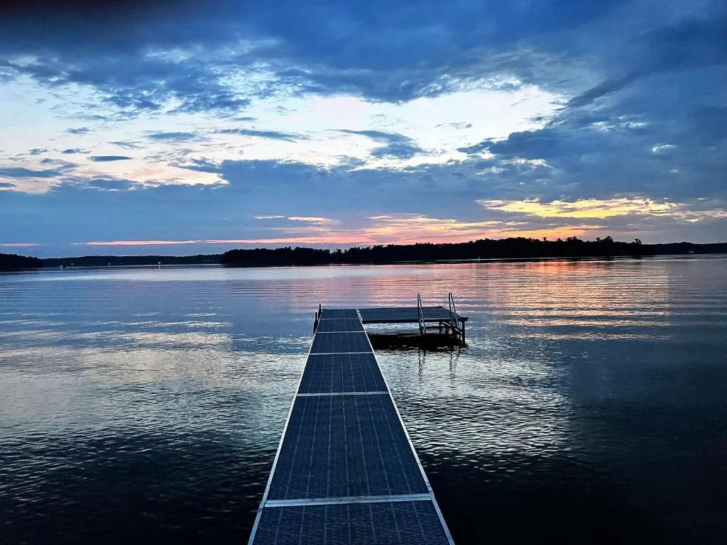 NEW Forest Lodge Serenity on Long Lake - Dogs Welcome – Photo 2